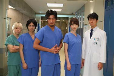 坂口憲二主演の医療ドラマ「医龍3」、初回の平均視聴率は16.4％